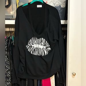 Lauren Moshi zebra lips sweatshirt.  Size medium. Unworn.